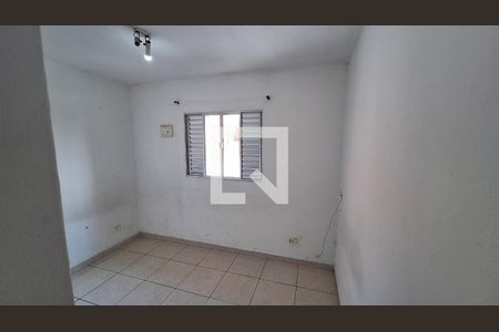 Casa para alugar com 25m², 1 quarto e 1 vaga Casa para alugar com 25m², 1 quarto e 1 vagaQuarto
