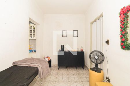 Casa à venda com 250m², 2 quartos e 2 vagasEscritório segundo andar