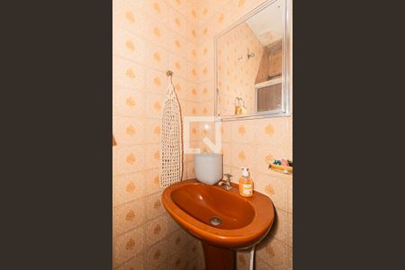 Casa à venda com 250m², 2 quartos e 2 vagasBanheiro 2 segundo andar