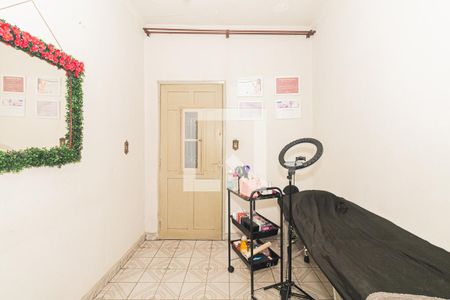 Casa à venda com 250m², 2 quartos e 2 vagasEscritório segundo andar