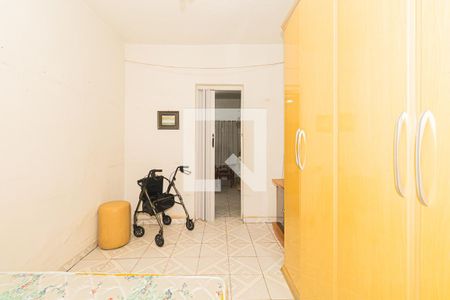 Casa à venda com 250m², 2 quartos e 2 vagasQuarto 1 segundo andar