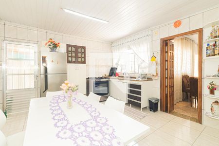 Casa à venda com 250m², 2 quartos e 2 vagasCozinha