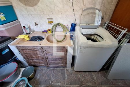 Casa à venda com 470m², 5 quartos e 4 vagas Casa à venda com 470m², 5 quartos e 4 vagasÁrea de Serviço