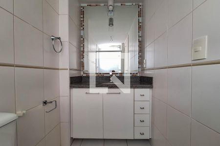 Apartamento à venda com 70m², 2 quartos e 1 vaga Apartamento à venda com 70m², 2 quartos e 1 vagaBanheiro da Suíte