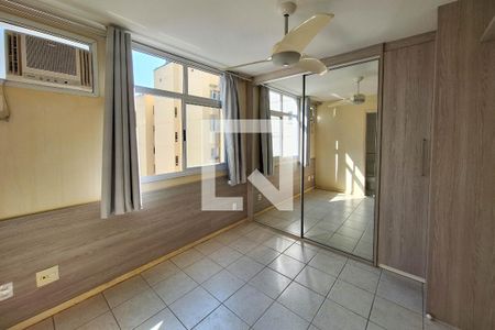 Apartamento à venda com 70m², 2 quartos e 1 vaga Apartamento à venda com 70m², 2 quartos e 1 vagaSuíte