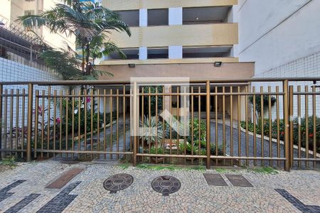 Apartamento à venda com 70m², 2 quartos e 1 vaga Apartamento à venda com 70m², 2 quartos e 1 vagaFachada