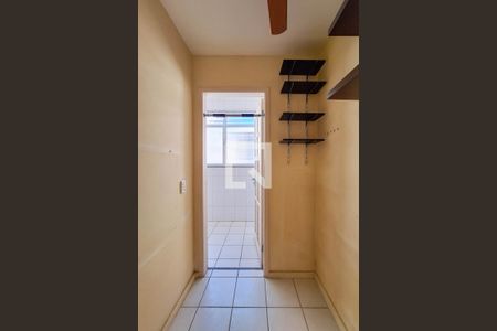 Apartamento à venda com 70m², 2 quartos e 1 vaga Apartamento à venda com 70m², 2 quartos e 1 vagaQuarto de Serviço