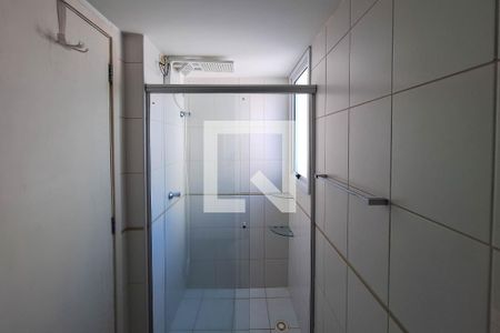 Apartamento à venda com 70m², 2 quartos e 1 vaga Apartamento à venda com 70m², 2 quartos e 1 vagaBanheiro da Suíte