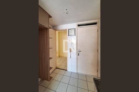 Apartamento à venda com 70m², 2 quartos e 1 vaga Apartamento à venda com 70m², 2 quartos e 1 vagaCozinha