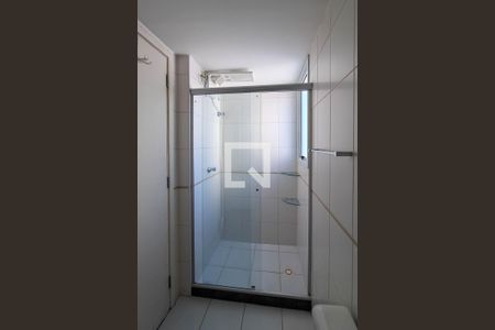 Apartamento à venda com 70m², 2 quartos e 1 vaga Apartamento à venda com 70m², 2 quartos e 1 vagaBanheiro da Suíte