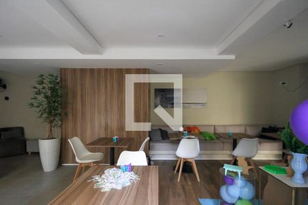 Apartamento à venda com 27m², 1 quarto e sem vagaÁrea comum - Salão de festas