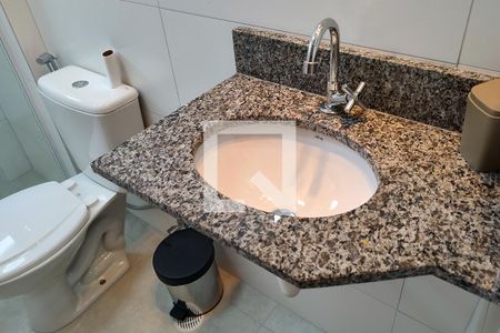 Apartamento para alugar com 72m², 2 quartos e 1 vaga Apartamento para alugar com 72m², 2 quartos e 1 vagaBanheiro