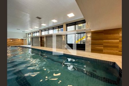 Apartamento para alugar com 66m², 2 quartos e 1 vaga Apartamento para alugar com 66m², 2 quartos e 1 vagaÁrea Comum - Piscina Coberta