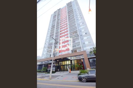 Apartamento para alugar com 66m², 2 quartos e 1 vaga Apartamento para alugar com 66m², 2 quartos e 1 vagaFachada