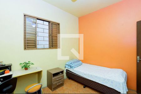 Casa à venda com 3 quartos, 246m² em Passo d’Areia, Porto Alegre