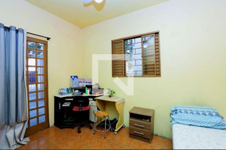 Casa à venda com 3 quartos, 246m² em Passo d’Areia, Porto Alegre