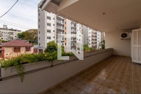 Casa à venda com 312m², 3 quartos e 5 vagas