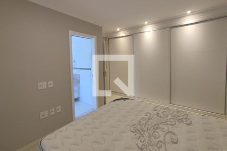 Casa de condomínio à venda com 351m², 3 quartos e 4 vagas Casa de condomínio à venda com 351m², 3 quartos e 4 vagasQuarto Suíte 2