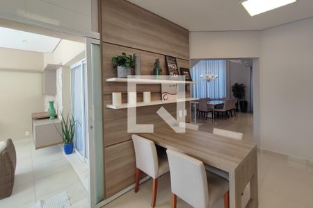 Casa de condomínio à venda com 351m², 3 quartos e 4 vagas Casa de condomínio à venda com 351m², 3 quartos e 4 vagasCozinha