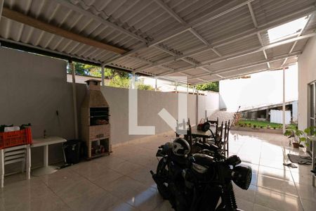 Casa para alugar com 300m², 4 quartos e 3 vagas Casa para alugar com 300m², 4 quartos e 3 vagasÁrea gourmet