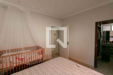 Casa para alugar com 300m², 4 quartos e 3 vagas Casa para alugar com 300m², 4 quartos e 3 vagasQuarto 3
