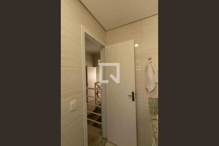 Casa para alugar com 300m², 4 quartos e 3 vagas Casa para alugar com 300m², 4 quartos e 3 vagasBanheiro Social 1