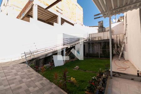 Casa para alugar com 300m², 4 quartos e 3 vagas Casa para alugar com 300m², 4 quartos e 3 vagasÁrea Externa