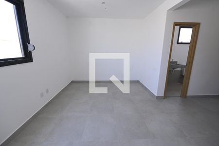 Casa de condomínio para alugar com 181m², 4 quartos e 2 vagas Casa de condomínio para alugar com 181m², 4 quartos e 2 vagasQuarto