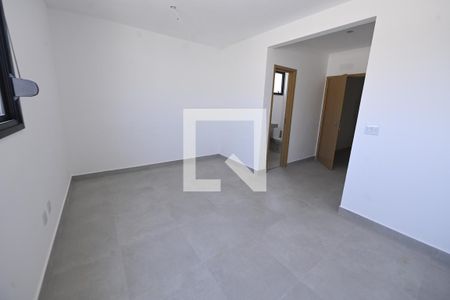 Casa de condomínio para alugar com 181m², 4 quartos e 2 vagas Casa de condomínio para alugar com 181m², 4 quartos e 2 vagasQuarto