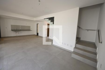 Casa de condomínio para alugar com 181m², 4 quartos e 2 vagas Casa de condomínio para alugar com 181m², 4 quartos e 2 vagasSala