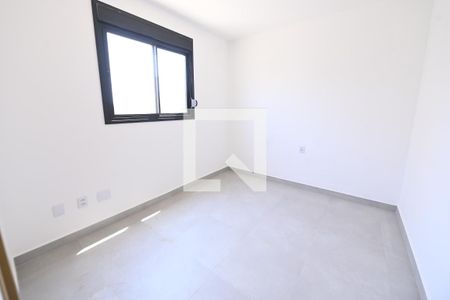 Casa de condomínio para alugar com 181m², 4 quartos e 2 vagas Casa de condomínio para alugar com 181m², 4 quartos e 2 vagasQuarto 2