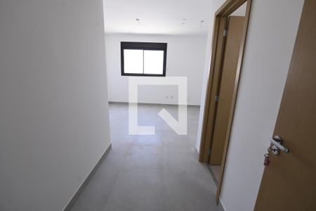 Casa de condomínio para alugar com 181m², 4 quartos e 2 vagas Casa de condomínio para alugar com 181m², 4 quartos e 2 vagasQuarto