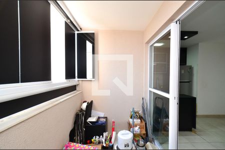 Apartamento à venda com 60m², 2 quartos e 1 vagaVaranda