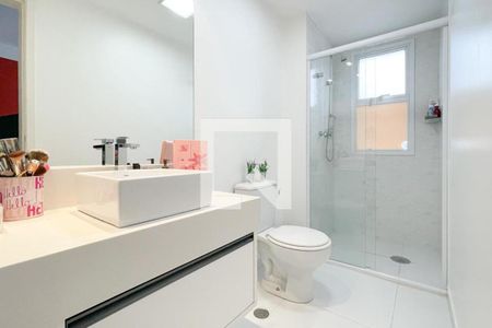 Apartamento à venda com 130m², 3 quartos e 2 vagasBanheiro - Suíte 2