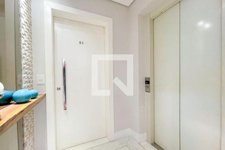 Apartamento à venda com 130m², 3 quartos e 2 vagasHall
