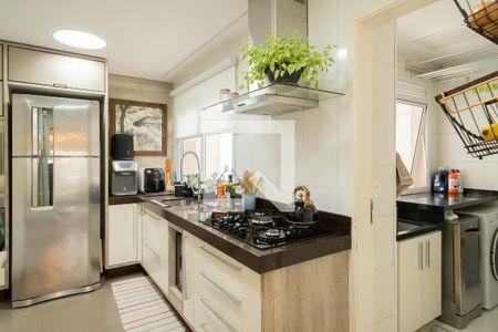 Apartamento à venda com 130m², 3 quartos e 2 vagasCozinha