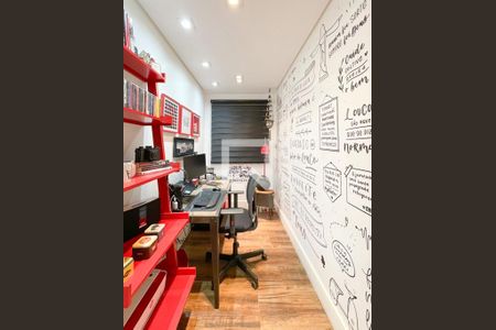 Apartamento à venda com 130m², 3 quartos e 2 vagasEscritório