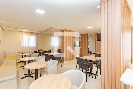 Apartamento para alugar com 63m², 2 quartos e 1 vagaÁrea comum - Salão de festas