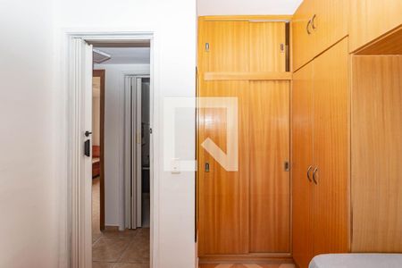 Quarto 2 de apartamento para alugar com 2 quartos, 63m² em Vila das Merces, São Paulo