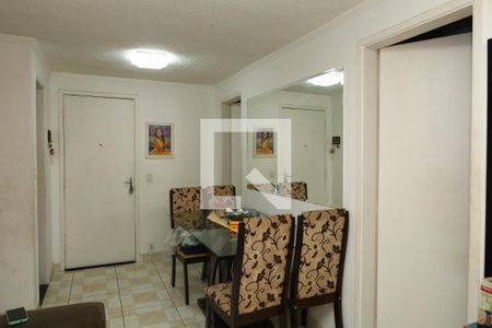 Sala de apartamento para alugar com 2 quartos, 49m² em Vila Carmosina, São Paulo