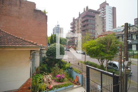 Quarto 1 - Vista de apartamento à venda com 2 quartos, 71m² em Petrópolis, Porto Alegre