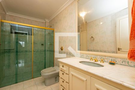 Apartamento à venda com 252m², 4 quartos e 3 vagasBanheiro Social