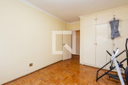 Apartamento à venda com 252m², 4 quartos e 3 vagasQuarto 2