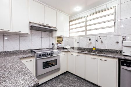 Apartamento à venda com 252m², 4 quartos e 3 vagasCozinha