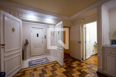 Apartamento à venda com 252m², 4 quartos e 3 vagasHall de entrada