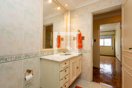 Apartamento à venda com 252m², 4 quartos e 3 vagasBanheiro Social