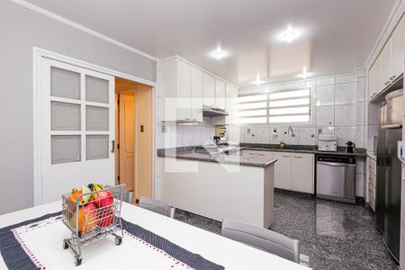 Apartamento à venda com 252m², 4 quartos e 3 vagasCozinha