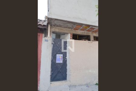 Casa para alugar com 50m², 2 quartos e sem vaga Casa para alugar com 50m², 2 quartos e sem vagaFachada