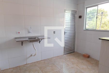 Casa para alugar com 50m², 2 quartos e sem vaga Casa para alugar com 50m², 2 quartos e sem vagaCozinha e Área de Serviço