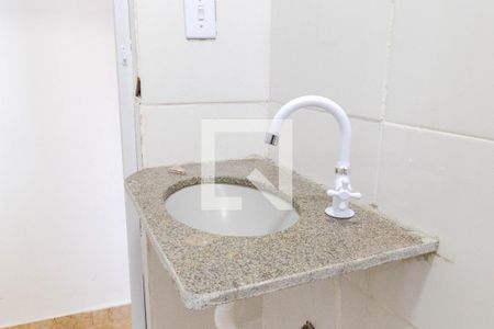 Casa para alugar com 50m², 2 quartos e sem vaga Casa para alugar com 50m², 2 quartos e sem vagaBanheiro
